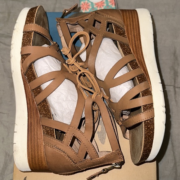 OTBT ESCAPADE - Picture 4 of 8